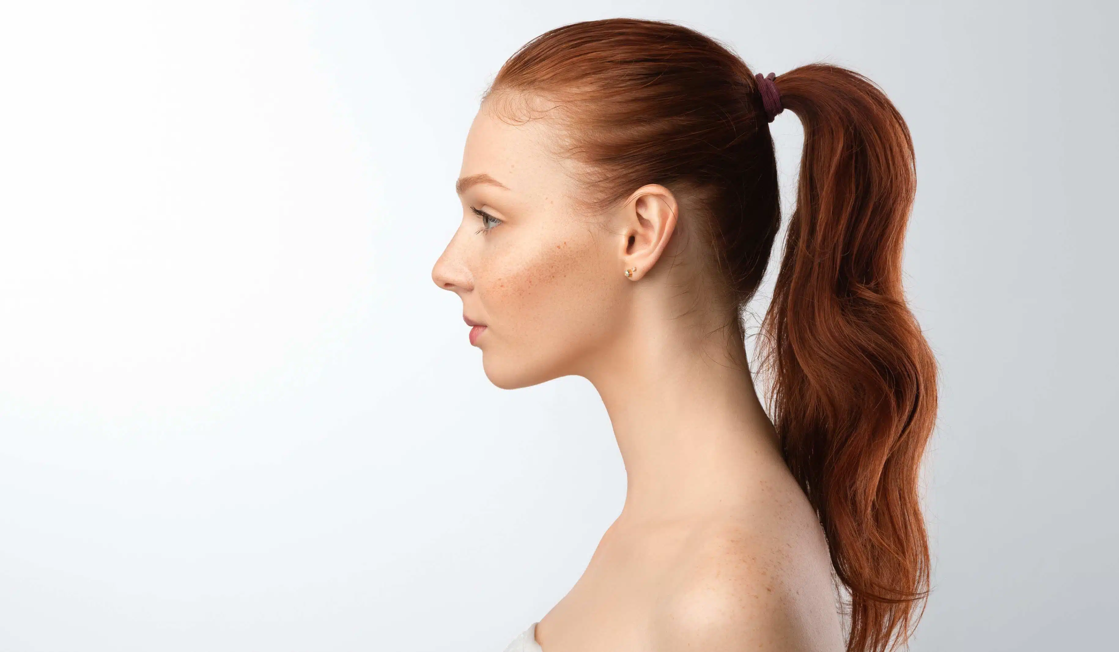 A partir de quel âge peut-on demander une rhinoplastie ? | Dr Vahedi | Paris