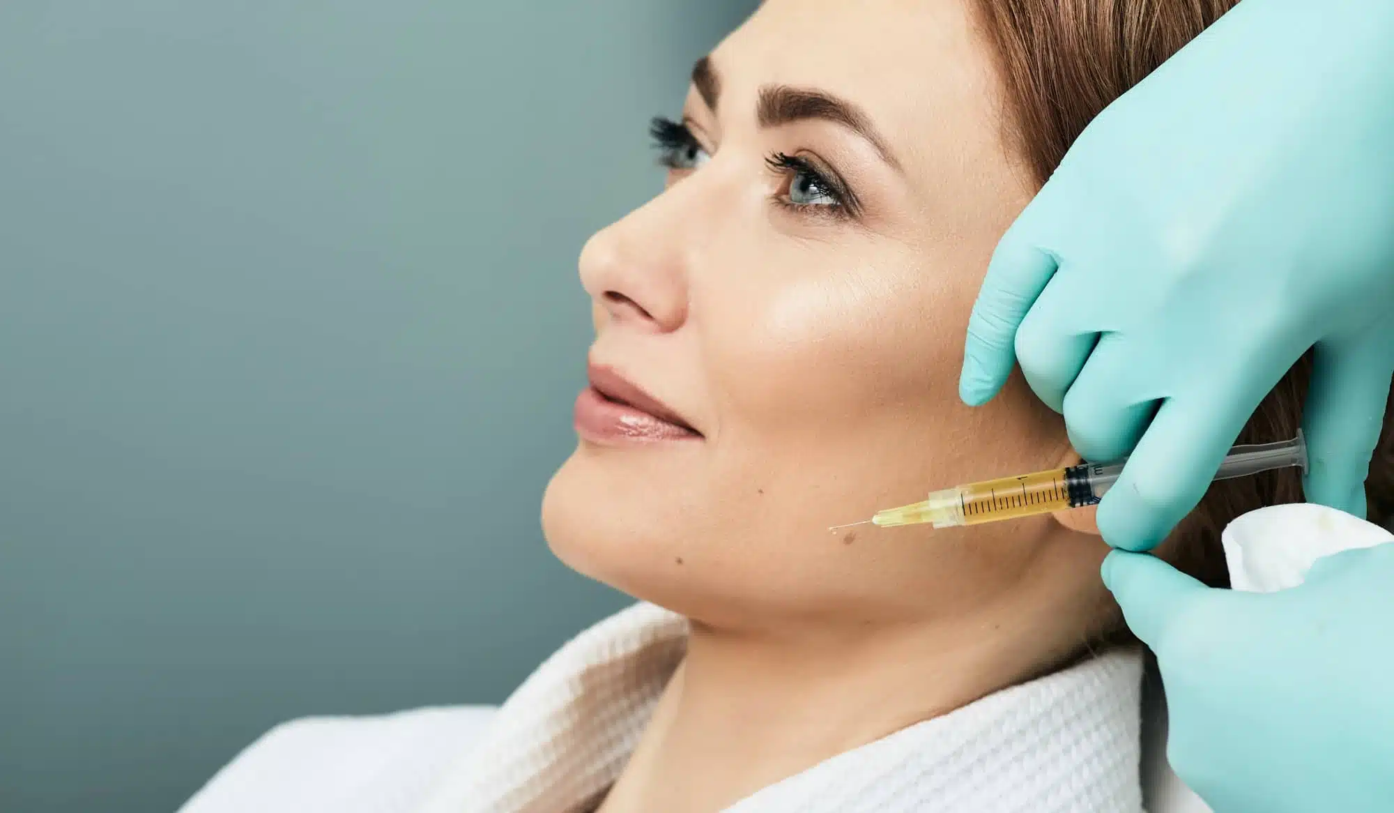 Quelles différences entre un lipofilling et un nanolipofilling ? | Dr Vahedi | Paris