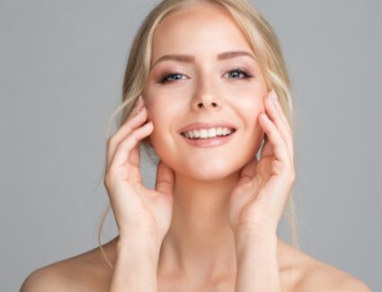 Lifting du visage et blépharoplastie