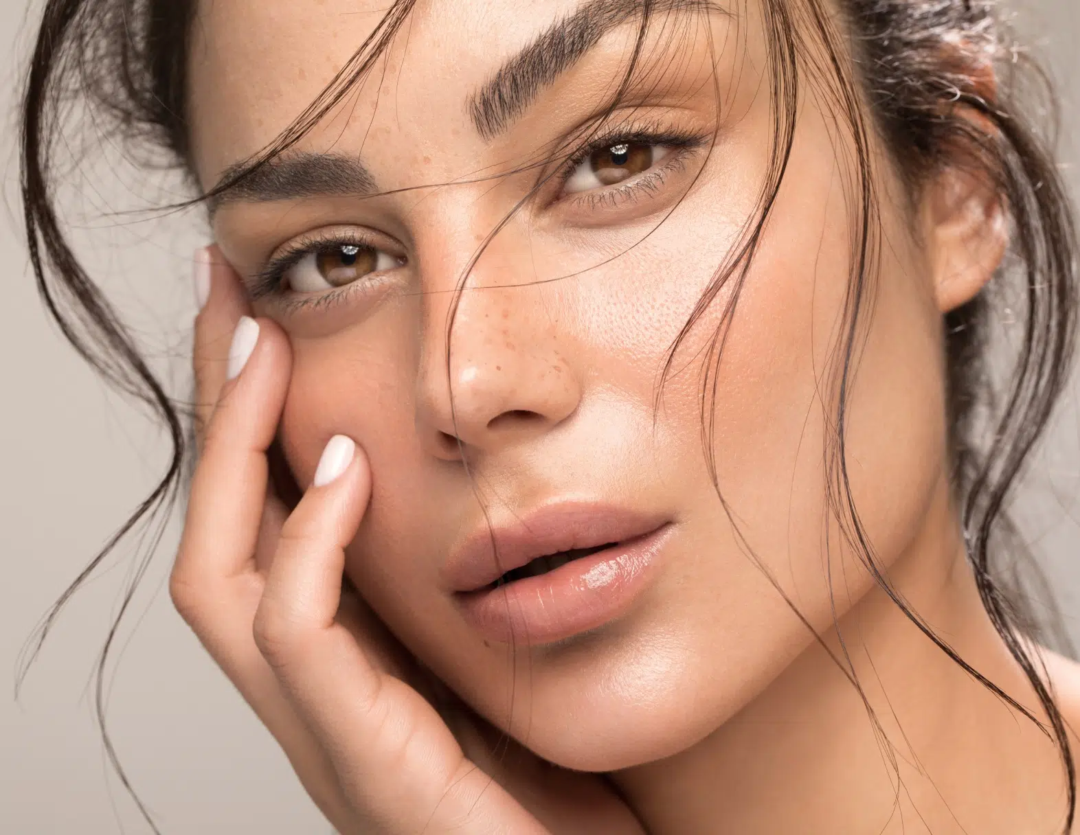 Inducteurs de collagène à Paris - Dr Vahedi - Médecine Esthétique